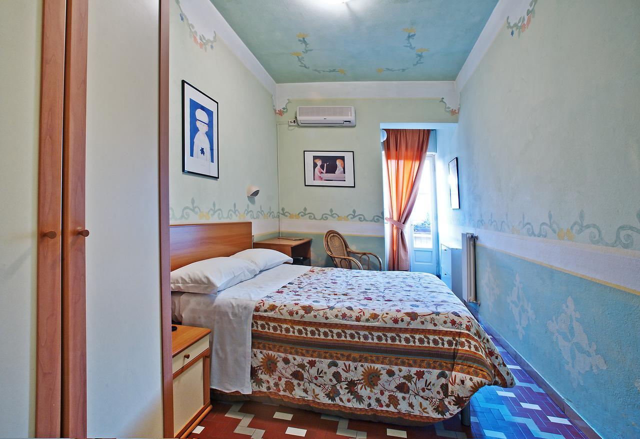 Hotel Luciana Marina di Massa Zewnętrze zdjęcie